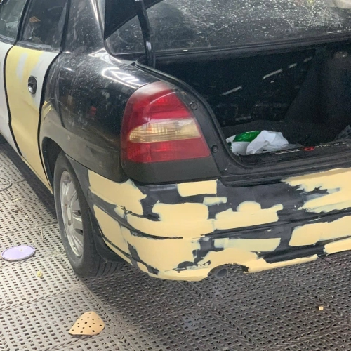 Nhận Sơn Xe Ô Tô Không Bảo Hiểm – Giá Ưu Đãi